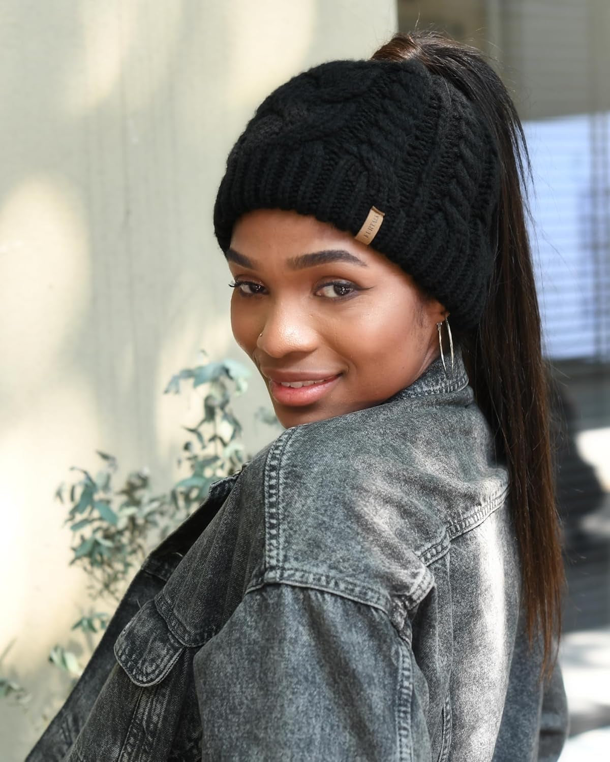 Stay Stylish and Cozy: Women's Ponytail Beanies for Messy Buns - Perfect Winter Hat with Tail Hole for Outdoor Runners